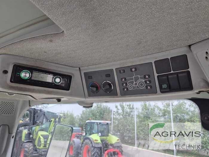 CLAAS ARION 540 CIS Trattori