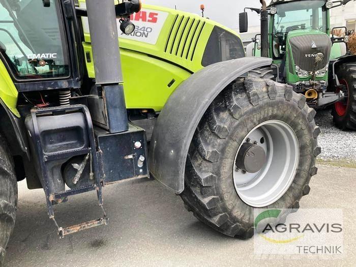 CLAAS AXION 840 CMATIC Trattori