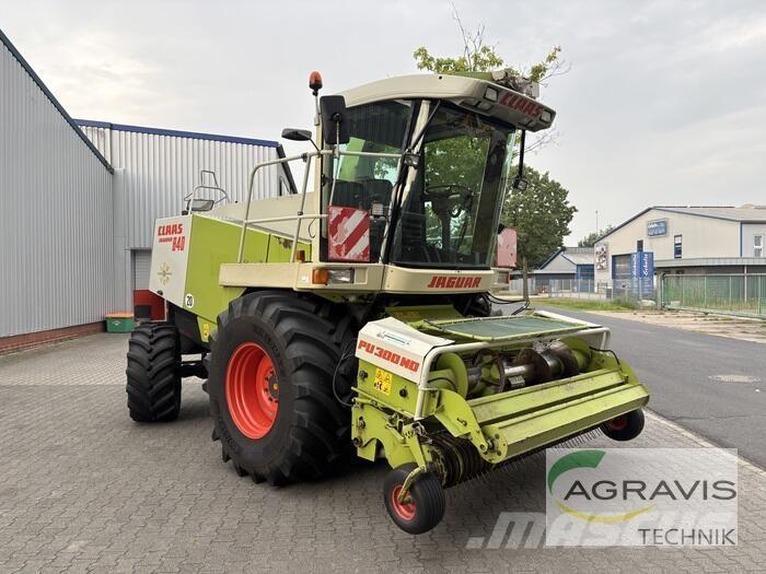 CLAAS JAGUAR 840 Trince semoventi