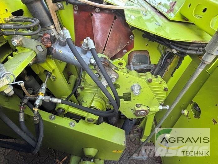 CLAAS JAGUAR 950 Trince semoventi