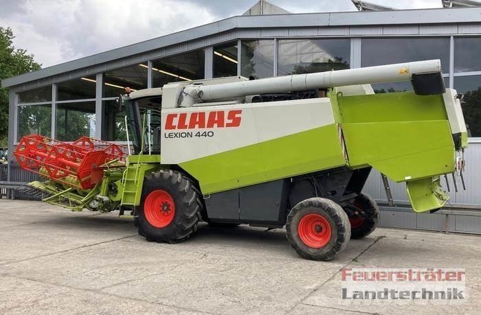CLAAS LEXION 440 AC Mietitrebbiatrici