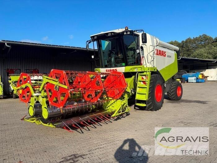 CLAAS LEXION 530 Mietitrebbiatrici