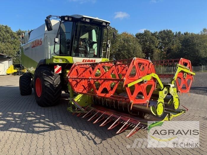 CLAAS LEXION 530 Mietitrebbiatrici