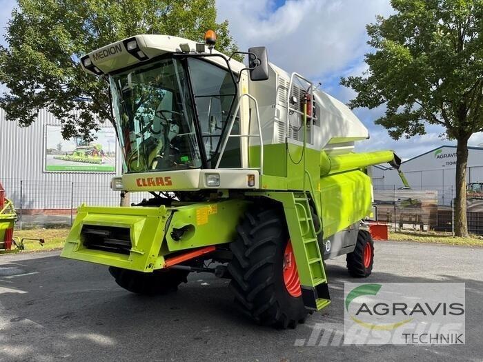 CLAAS MEDION 310 Mietitrebbiatrici