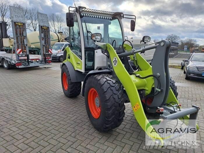 CLAAS TORION 530 Pale gommate
