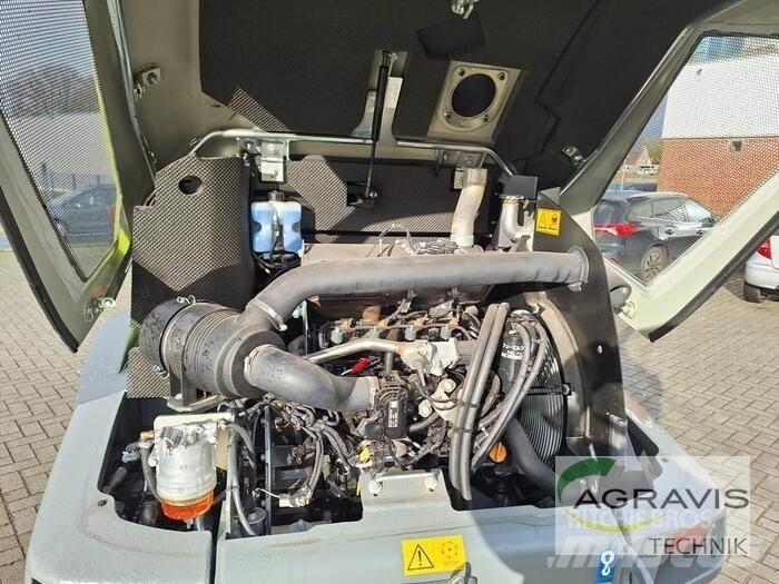 CLAAS TORION 530 Pale gommate