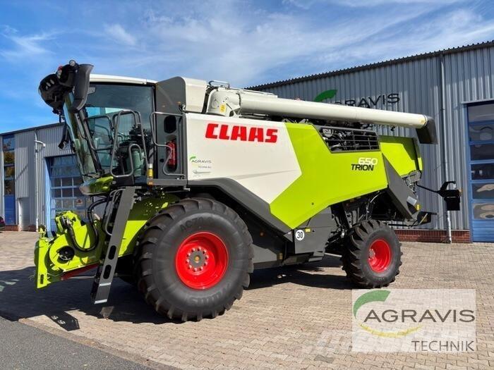 CLAAS TRION 650 Mietitrebbiatrici