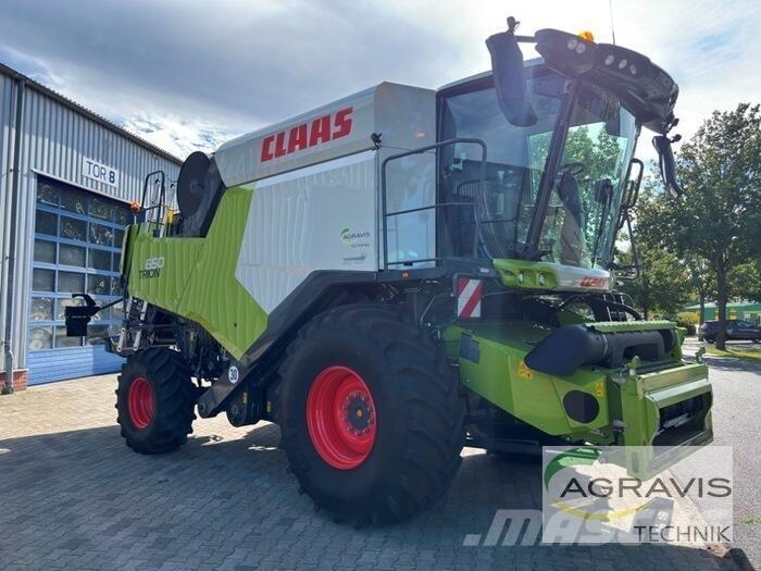 CLAAS TRION 650 Mietitrebbiatrici
