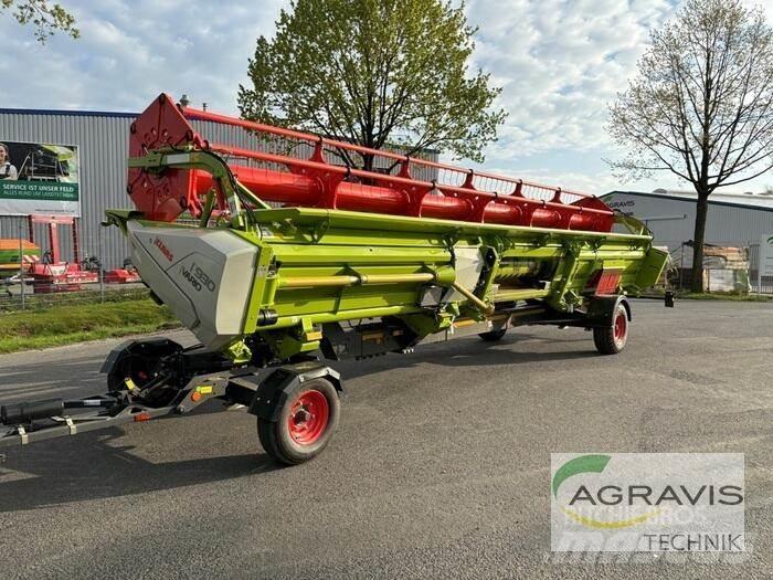 CLAAS TRION 730 Mietitrebbiatrici