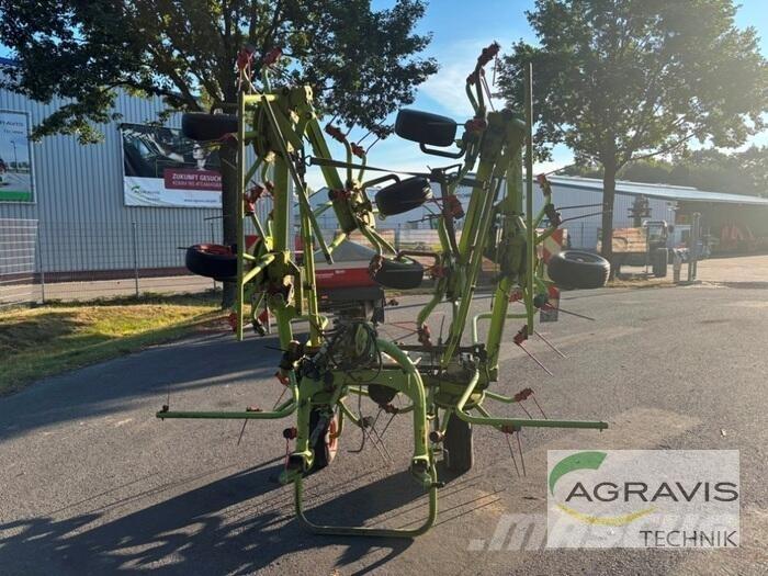 CLAAS VOLTO 870 (9.5) Ranghinatori
