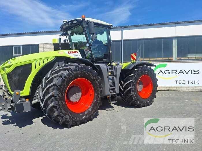 CLAAS XERION 4000 TRAC Trattori
