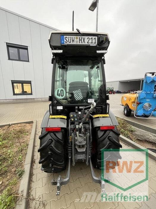Fendt 211 V Vario Gen3 Trattori