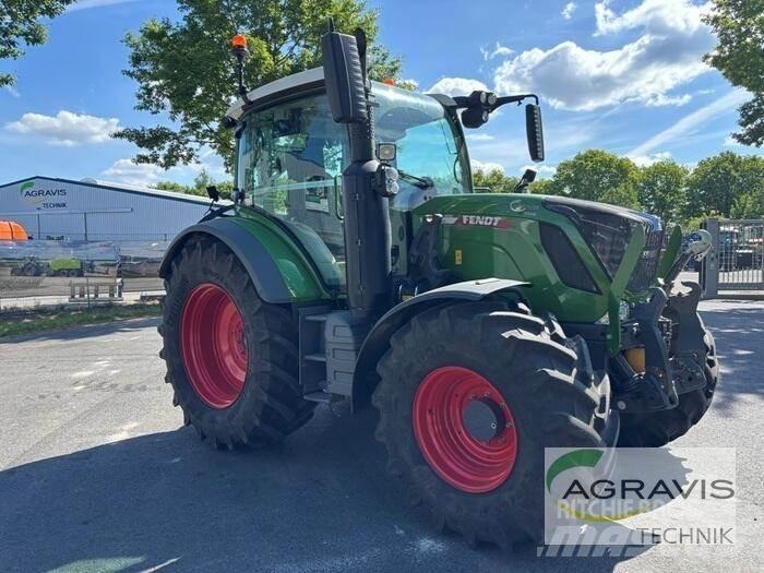 Fendt 313 VARIO GEN-4 Trattori