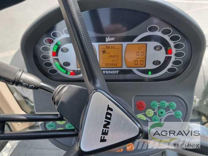 Fendt 714 VARIO SCR Trattori