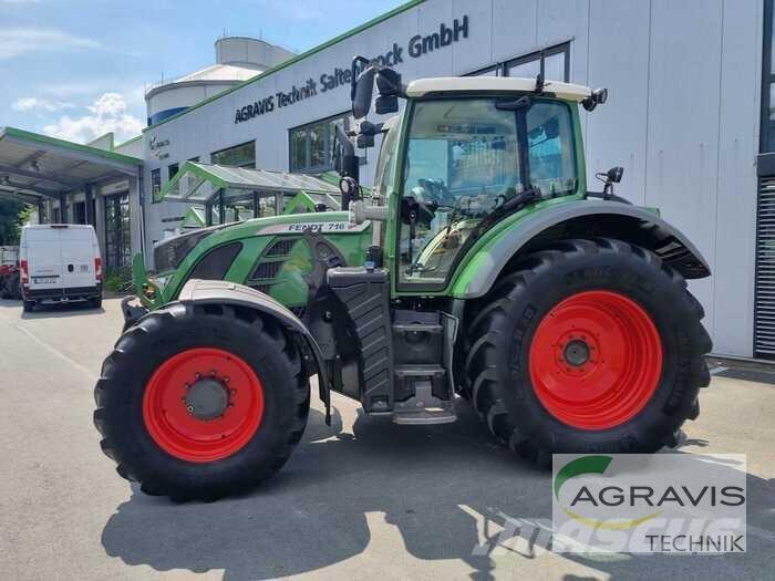 Fendt 714 VARIO SCR Trattori