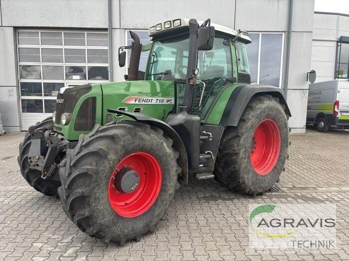 Fendt 718 VARIO Trattori