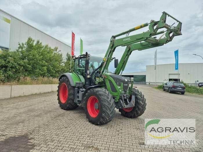 Fendt 718 VARIO S4 Trattori