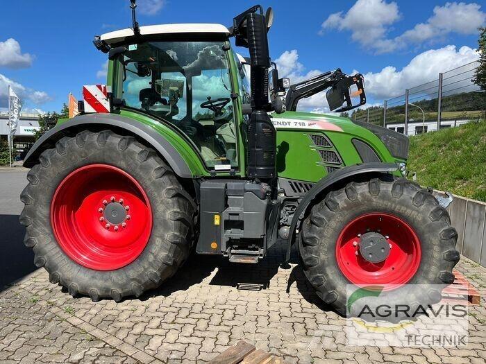 Fendt 718 VARIO S4 Trattori