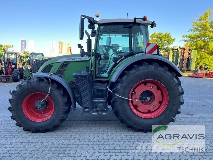 Fendt 720 VARIO S4 Trattori
