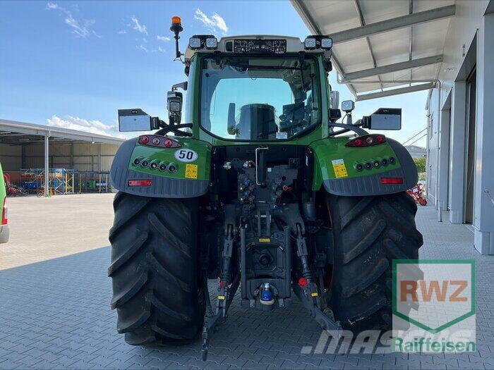 Fendt 724 Vario Gen6 Trattori
