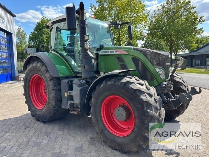 Fendt 724 VARIO S4 Trattori