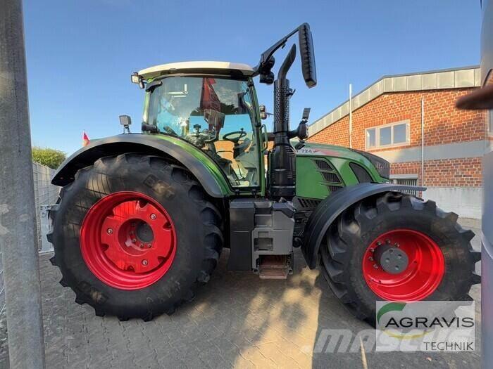 Fendt 724 VARIO S4 Trattori