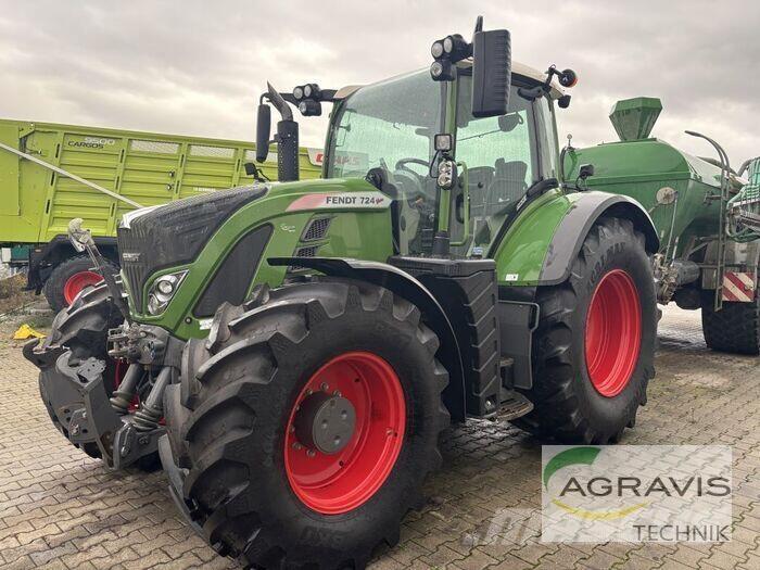 Fendt 724 VARIO S4 Trattori