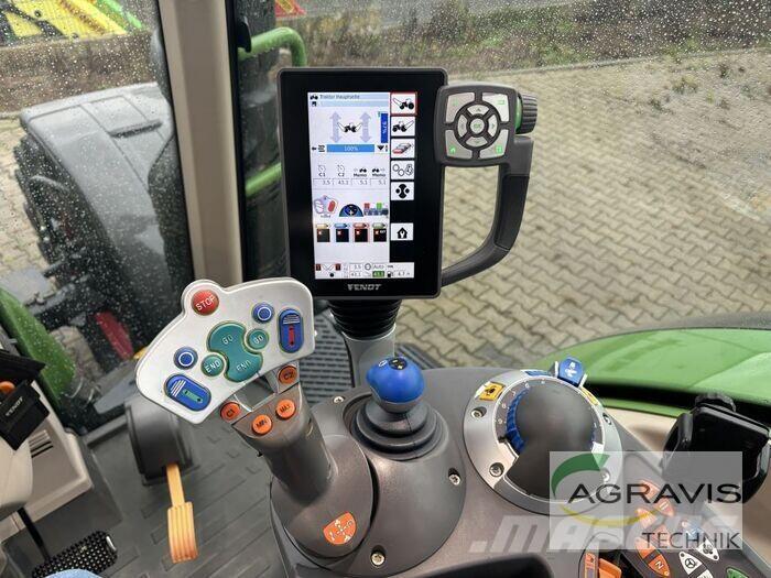 Fendt 724 VARIO S4 Trattori