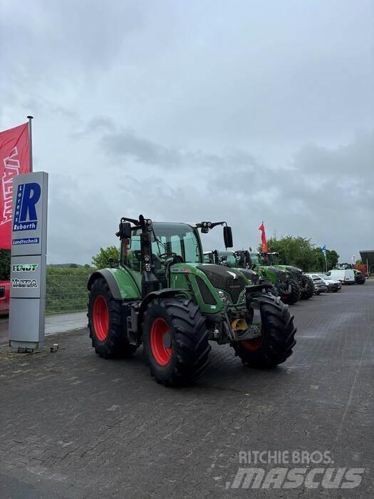 Fendt 724 VARIO SCR Trattori