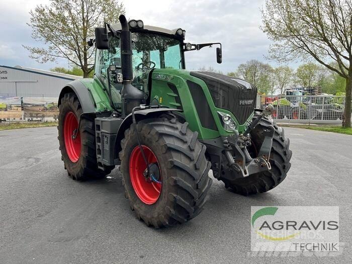 Fendt 824 VARIO S4 Trattori