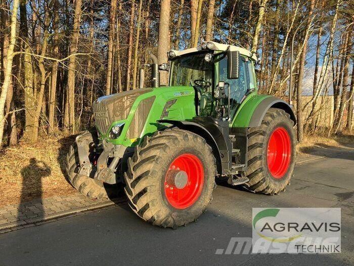 Fendt 826 VARIO S4 Trattori