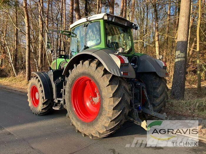 Fendt 826 VARIO S4 Trattori