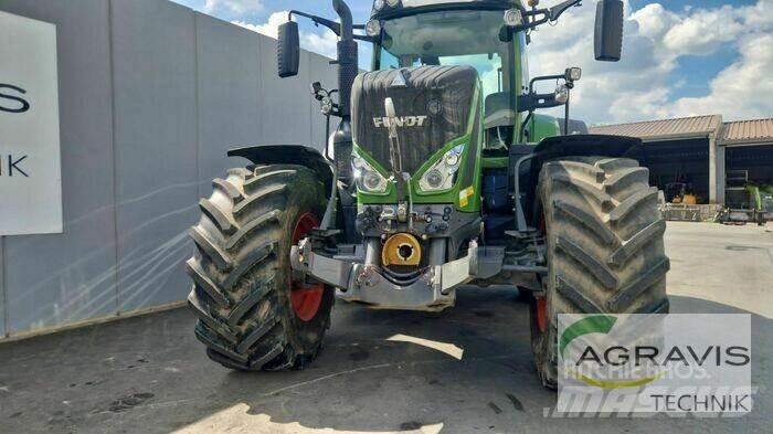 Fendt 826 VARIO S4 Trattori