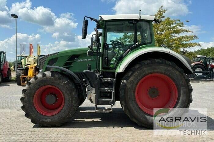 Fendt 826 VARIO SCR Trattori