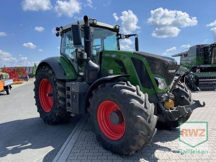 Fendt 828 Vario S4 Trattori