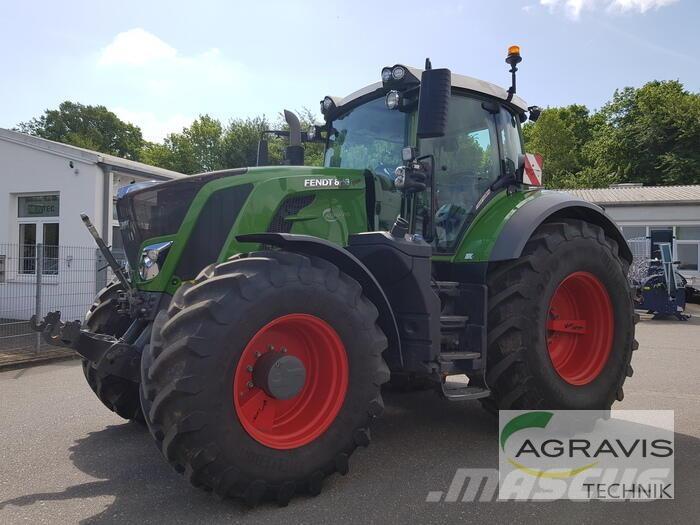 Fendt 828 VARIO S4 Trattori