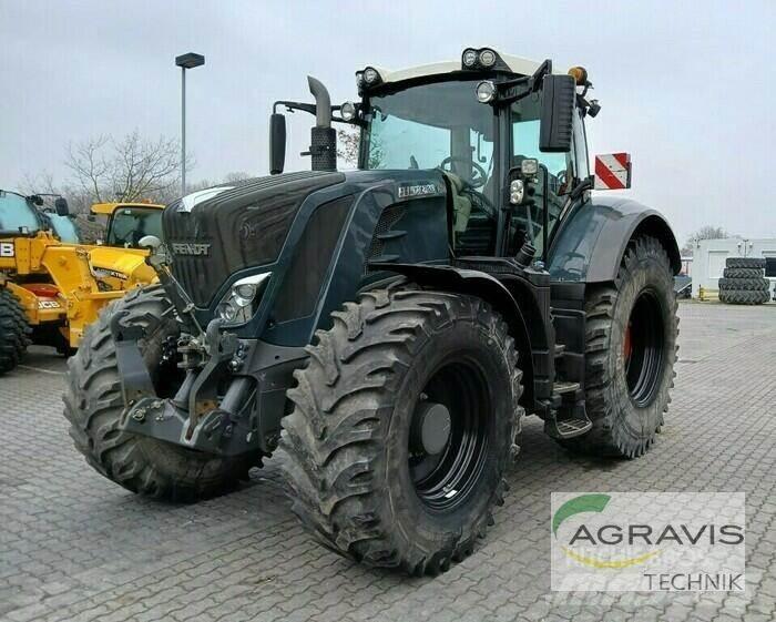 Fendt 828 VARIO S4 Trattori