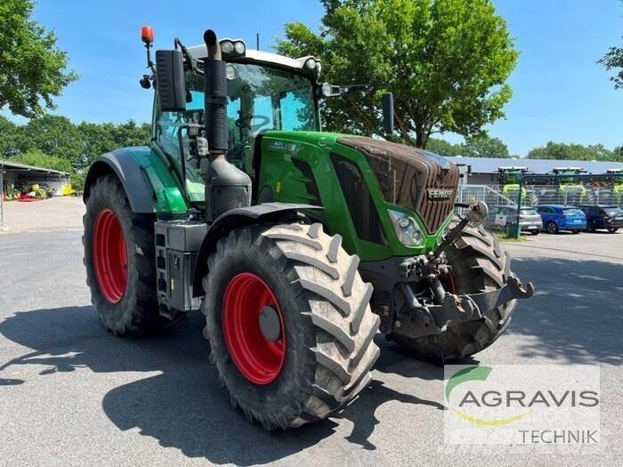 Fendt 828 VARIO S4 Trattori