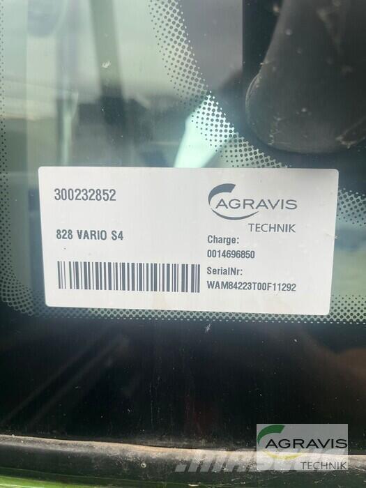 Fendt 828 VARIO S4 Trattori