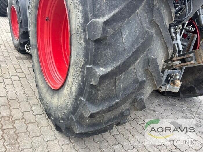 Fendt 828 VARIO S4 Trattori