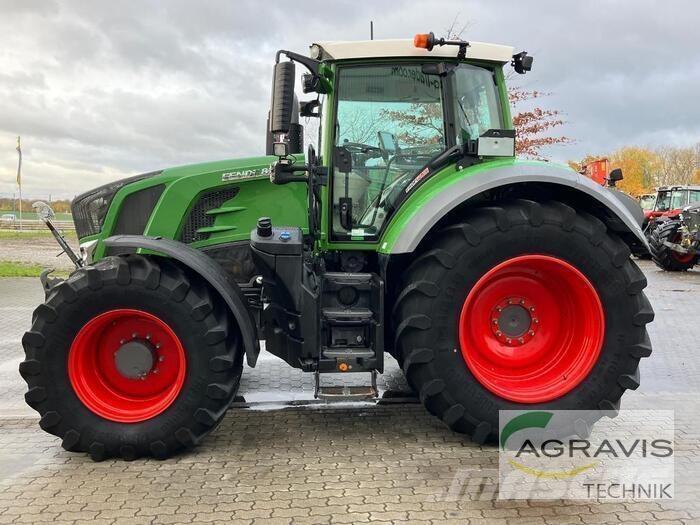 Fendt 828 VARIO S4 Trattori