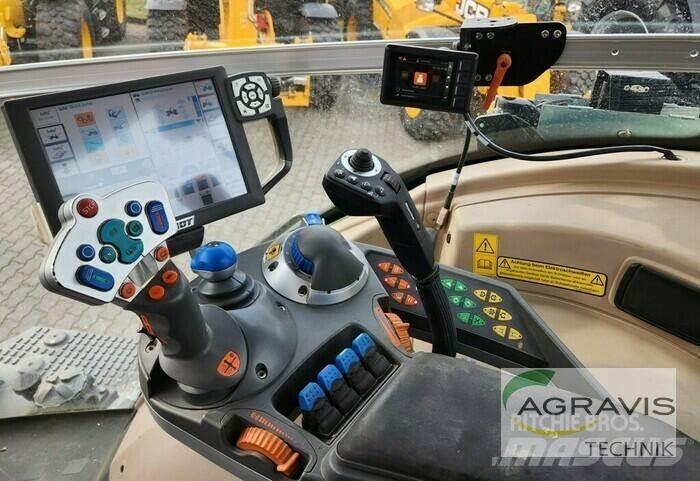 Fendt 828 VARIO SCR Trattori