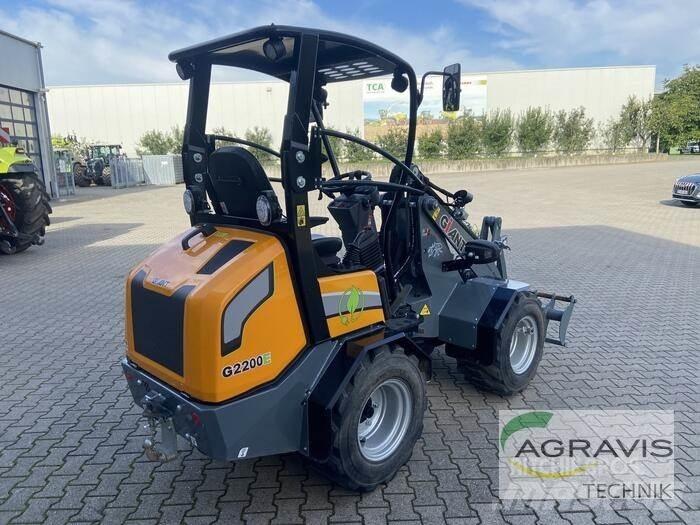 GiANT G2200E Pale gommate