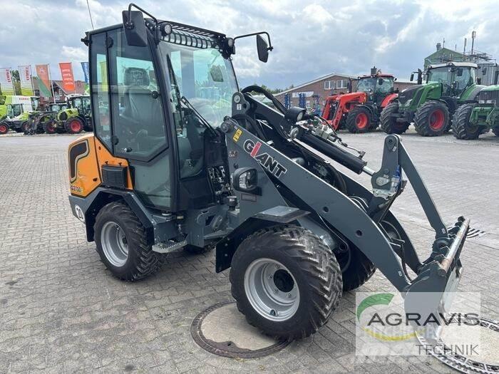 GiANT G2700 E Pale gommate