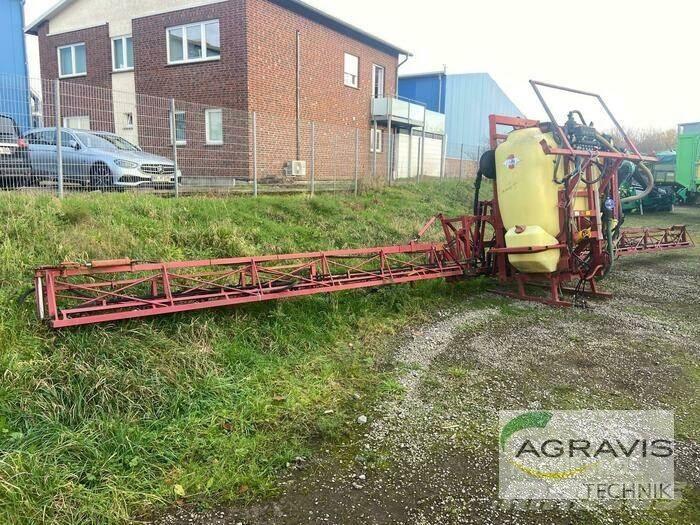 Hardi MEGA 1000 LTR. Irroratrici trainate