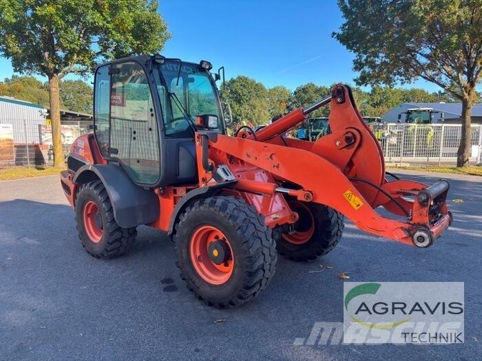 Hitachi ZW 95 Pale gommate