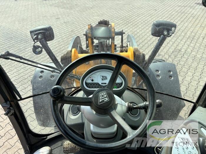 JCB 409 Pale gommate