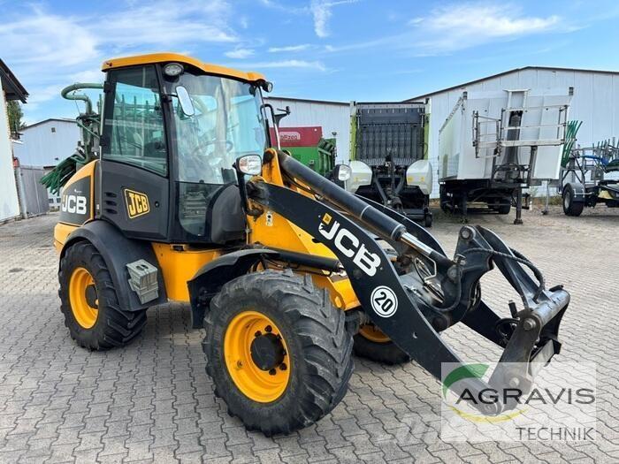 JCB 409 Pale gommate