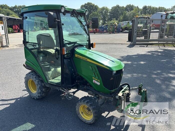 John Deere 1026 R Trattori