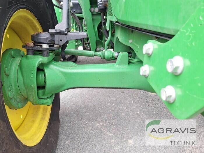 John Deere 5100 R Trattori